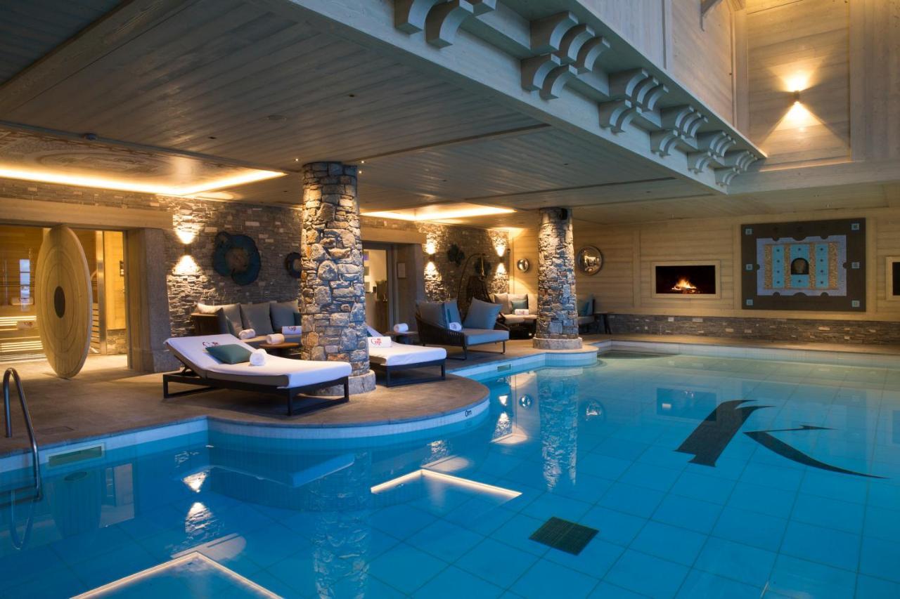 Hotel Le K2 Altitude Courchevel Exterior photo