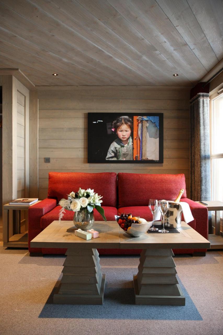 Hotel Le K2 Altitude Courchevel Exterior photo